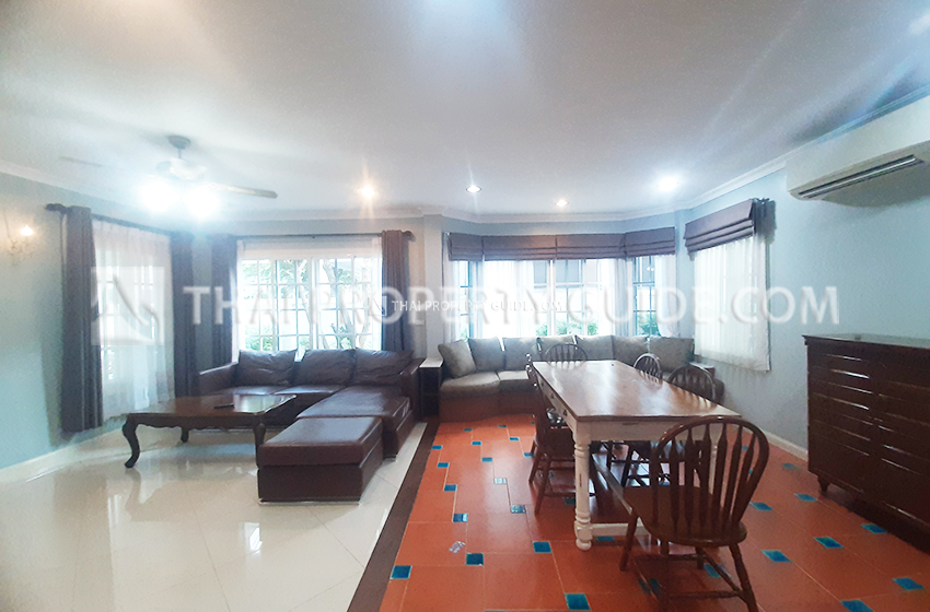 House with Shared Pool in Sukhumvit 